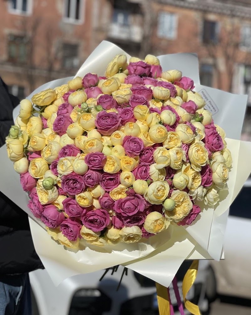 Магазин квітів Happy Flowers dostavka_kvitiv_kr (пр. Університетський 19а)